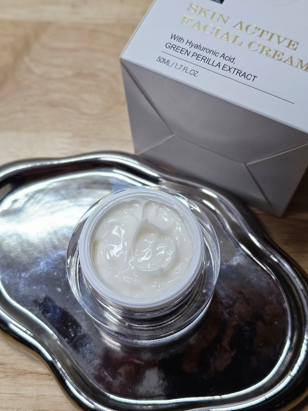 女人知己試用大隊,口碑行銷,部落客行銷,FarmPerilla 賦活修護面霜,自然綠紫蘇,無農藥,清爽不黏膩,滋潤肌膚,一抹有感